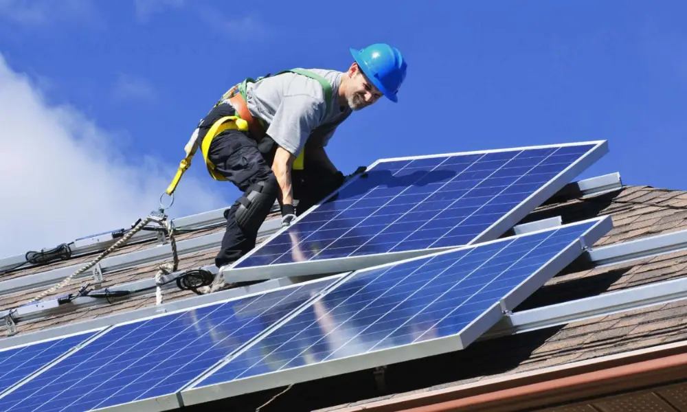 What Are the Benefits of Installing Solar in Edmonton